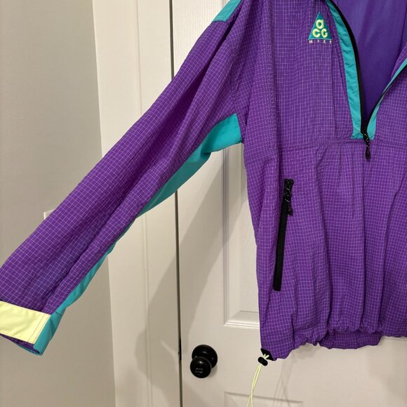 Nike ACG Windbreaker - Picture 4 of 7